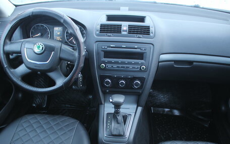 Skoda Octavia, 2010 год, 630 000 рублей, 11 фотография