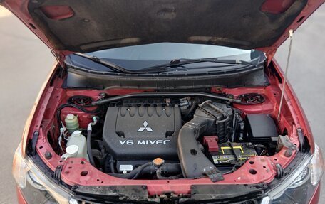 Mitsubishi Outlander III рестайлинг 3, 2008 год, 970 000 рублей, 3 фотография