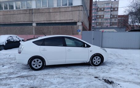 Toyota Prius, 2009 год, 850 000 рублей, 4 фотография