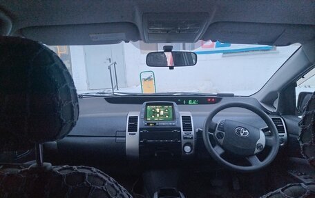 Toyota Prius, 2009 год, 850 000 рублей, 9 фотография