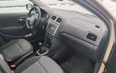 Volkswagen Polo VI (EU Market), 2015 год, 1 100 000 рублей, 5 фотография