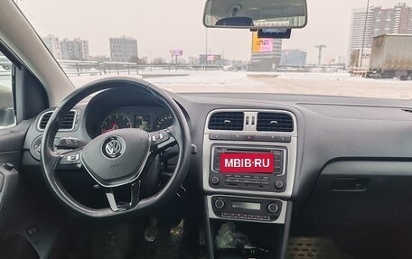 Volkswagen Polo VI (EU Market), 2015 год, 1 100 000 рублей, 7 фотография