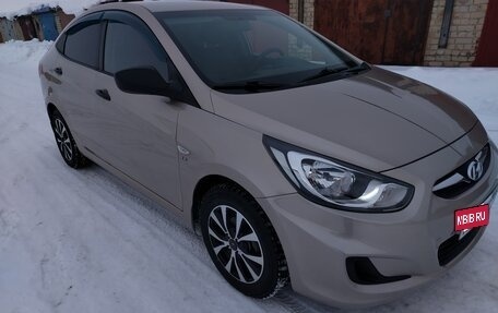 Hyundai Solaris II рестайлинг, 2011 год, 530 000 рублей, 7 фотография