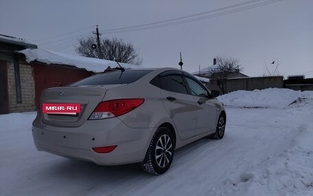 Hyundai Solaris II рестайлинг, 2011 год, 530 000 рублей, 5 фотография