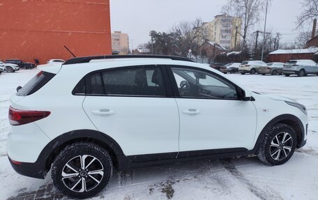 KIA Rio IV, 2019 год, 1 585 000 рублей, 10 фотография