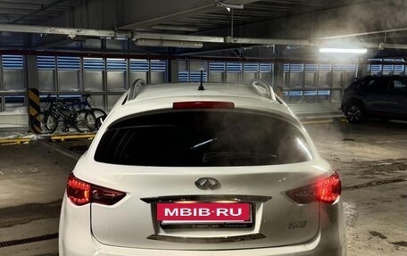 Infiniti FX II, 2013 год, 5 фотография