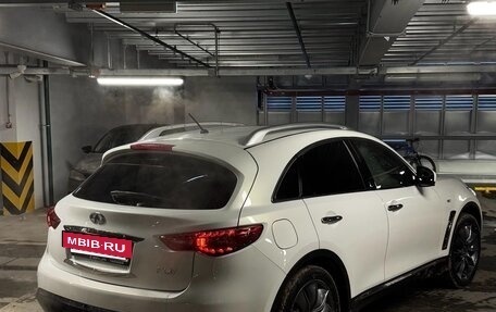 Infiniti FX II, 2013 год, 7 фотография