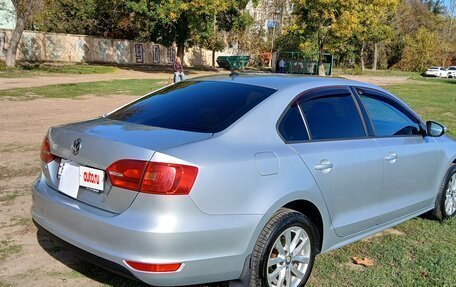 Volkswagen Jetta VI, 2013 год, 1 000 000 рублей, 8 фотография