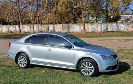 Volkswagen Jetta VI, 2013 год, 1 000 000 рублей, 6 фотография