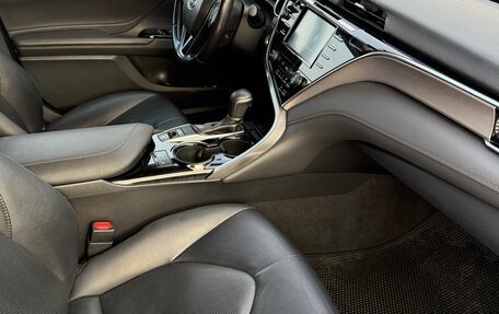 Toyota Camry, 2020 год, 2 680 000 рублей, 6 фотография