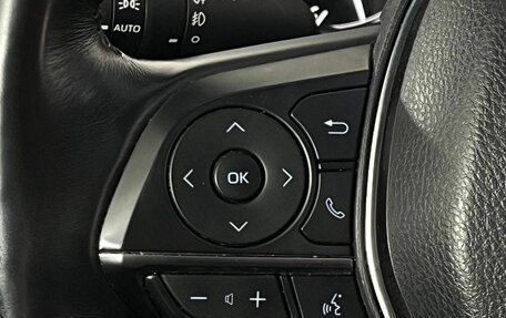 Toyota Camry, 2021 год, 4 150 000 рублей, 12 фотография