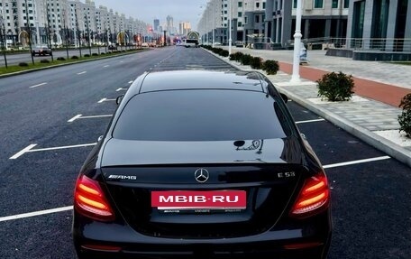 Mercedes-Benz E-Класс AMG, 2018 год, 4 400 000 рублей, 5 фотография