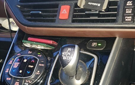 Toyota Esquire I, 2015 год, 2 150 000 рублей, 15 фотография