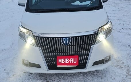 Toyota Esquire I, 2015 год, 2 150 000 рублей, 6 фотография