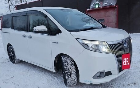 Toyota Esquire I, 2015 год, 2 150 000 рублей, 7 фотография