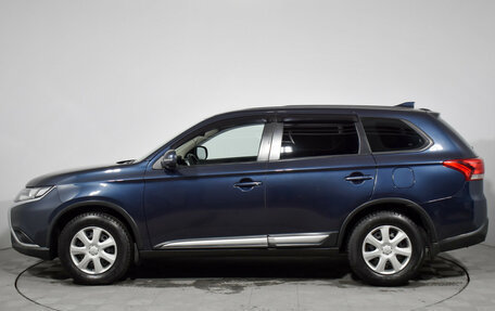 Mitsubishi Outlander III рестайлинг 3, 2018 год, 1 590 000 рублей, 8 фотография