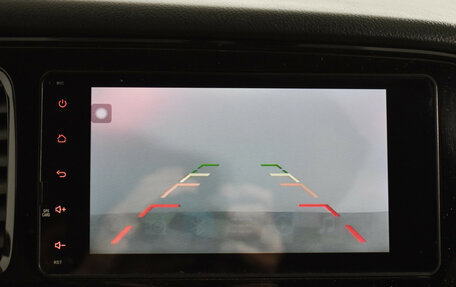 Mitsubishi Outlander III рестайлинг 3, 2018 год, 1 590 000 рублей, 14 фотография