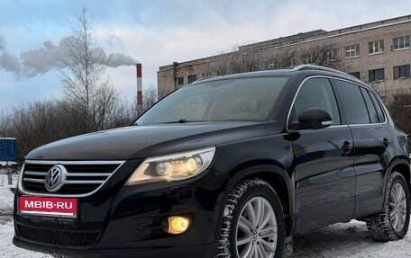 Volkswagen Tiguan I, 2010 год, 1 035 000 рублей, 1 фотография