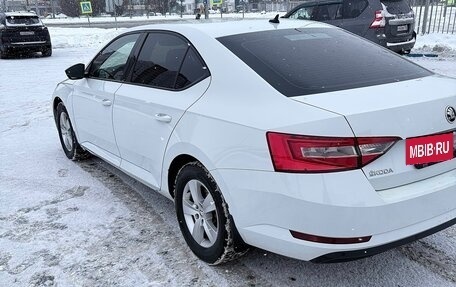 Skoda Superb III рестайлинг, 2019 год, 2 050 000 рублей, 3 фотография