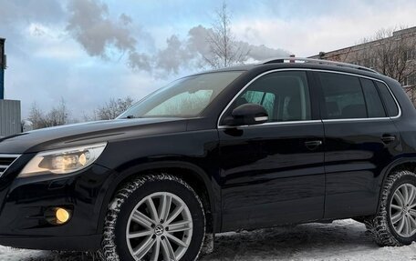 Volkswagen Tiguan I, 2010 год, 1 035 000 рублей, 2 фотография