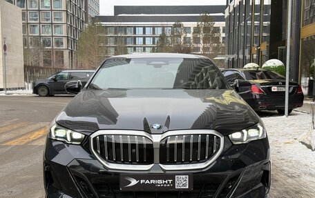BMW 5 серия, 2024 год, 8 145 000 рублей, 2 фотография