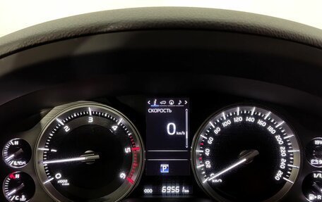 Toyota Land Cruiser 200, 2015 год, 6 850 000 рублей, 10 фотография