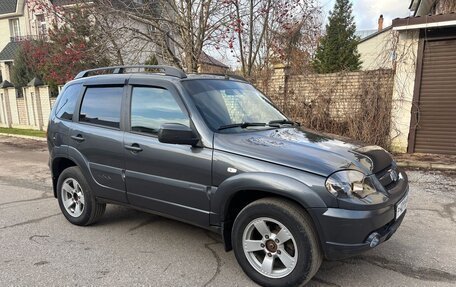 Chevrolet Niva I рестайлинг, 2020 год, 750 000 рублей, 3 фотография