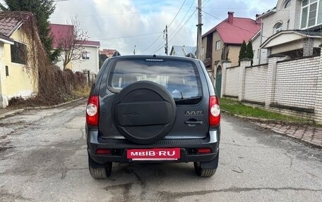 Chevrolet Niva I рестайлинг, 2020 год, 750 000 рублей, 5 фотография