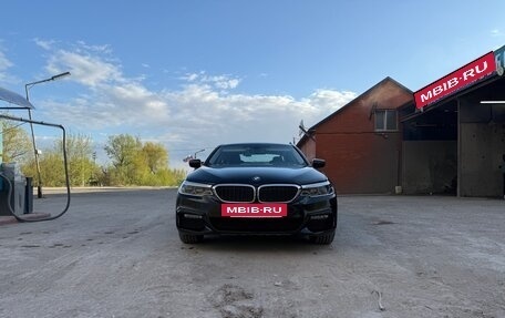 BMW 5 серия, 2018 год, 3 300 000 рублей, 2 фотография