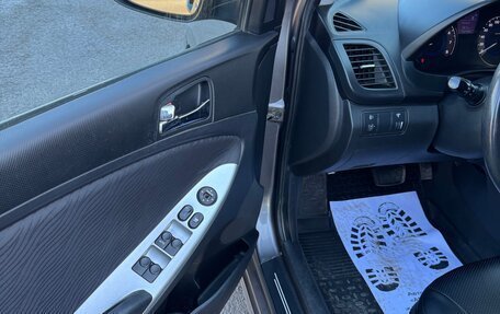 Hyundai Solaris II рестайлинг, 2011 год, 880 000 рублей, 8 фотография