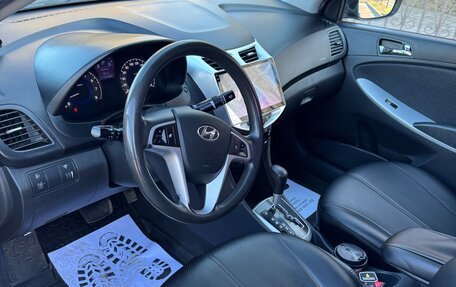 Hyundai Solaris II рестайлинг, 2011 год, 880 000 рублей, 7 фотография