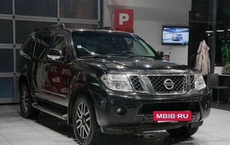 Nissan Pathfinder, 2010 год, 1 630 000 рублей, 3 фотография