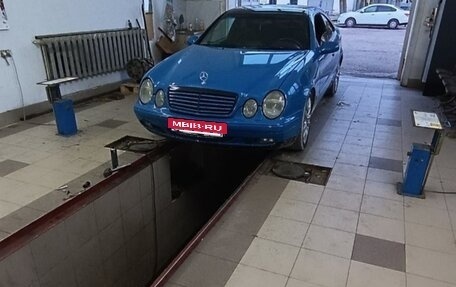 Mercedes-Benz CLK-Класс, 1998 год, 790 000 рублей, 6 фотография