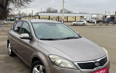 KIA cee'd I рестайлинг, 2011 год, 880 000 рублей, 1 фотография