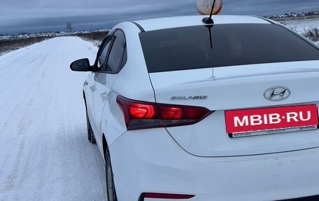 Hyundai Solaris II рестайлинг, 2019 год, 750 000 рублей, 4 фотография