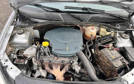 Renault Symbol I, 2006 год, 350 000 рублей, 16 фотография