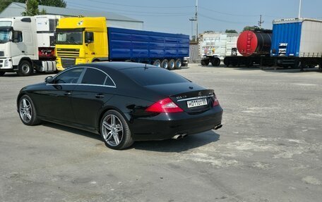 Mercedes-Benz CLS AMG, 2005 год, 1 900 000 рублей, 2 фотография