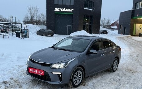 KIA Rio IV, 2018 год, 1 650 000 рублей, 2 фотография
