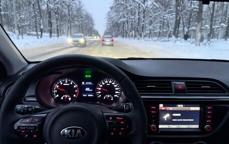 KIA Rio IV, 2018 год, 1 650 000 рублей, 27 фотография