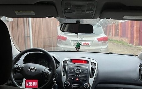 KIA cee'd I рестайлинг, 2011 год, 880 000 рублей, 6 фотография