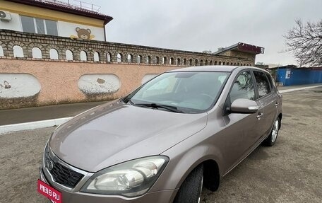 KIA cee'd I рестайлинг, 2011 год, 880 000 рублей, 5 фотография