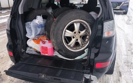 Mitsubishi Outlander III рестайлинг 3, 2007 год, 970 000 рублей, 5 фотография