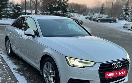 Audi A4, 2018 год, 2 150 000 рублей, 3 фотография