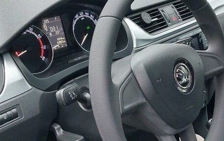 Skoda Rapid I, 2018 год, 1 500 000 рублей, 3 фотография