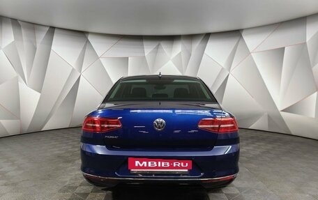 Volkswagen Passat B8 рестайлинг, 2018 год, 2 595 000 рублей, 8 фотография