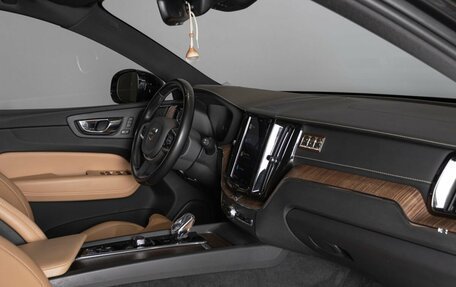 Volvo XC60 II, 2022 год, 5 500 000 рублей, 7 фотография