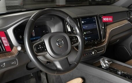 Volvo XC60 II, 2022 год, 5 500 000 рублей, 5 фотография