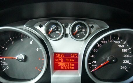 Ford Focus II рестайлинг, 2011 год, 499 000 рублей, 17 фотография