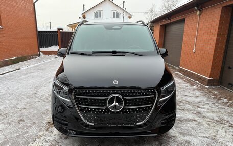 Mercedes-Benz V-Класс, 2025 год, 13 500 000 рублей, 2 фотография