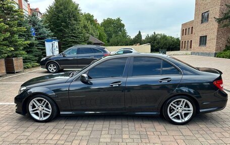 Mercedes-Benz C-Класс, 2011 год, 1 500 000 рублей, 3 фотография